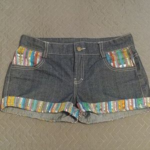 Earthbound Patterned Jean Shorts